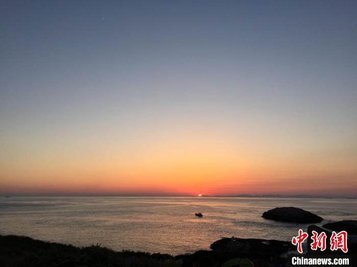 浙江海域一景?！×植?攝