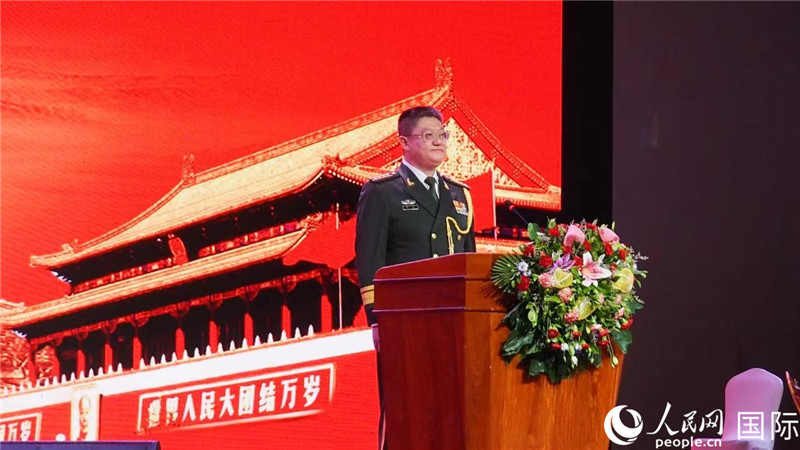 圖為中國駐老撾大使館國防武官李兵大校致辭。人民網(wǎng)記者 孫廣勇攝