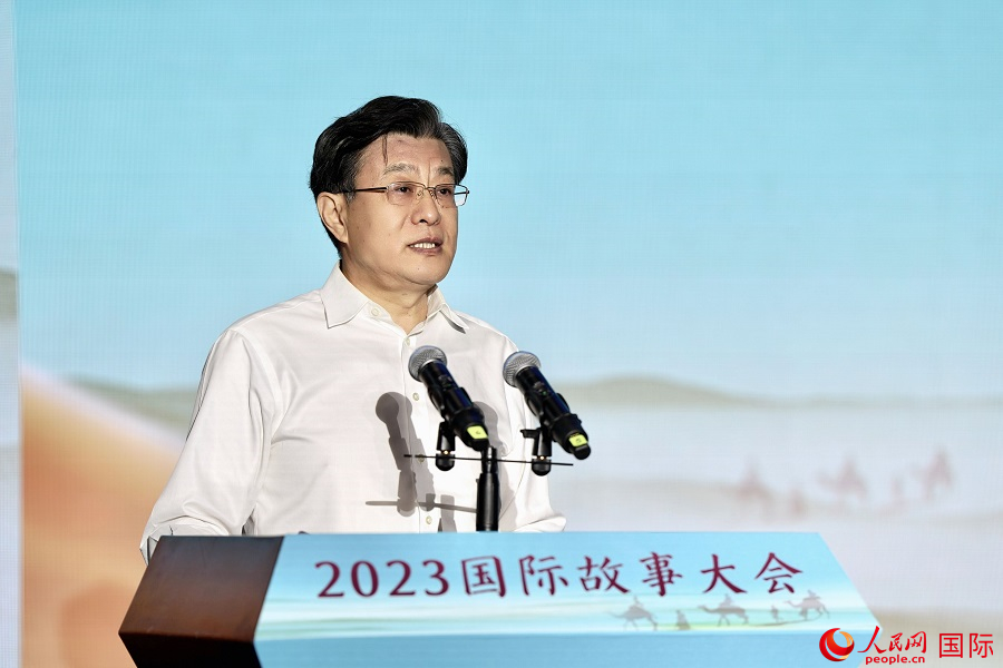中國人民對外友好協(xié)會副會長李?？罗o。人民網(wǎng) 盧鵬宇攝