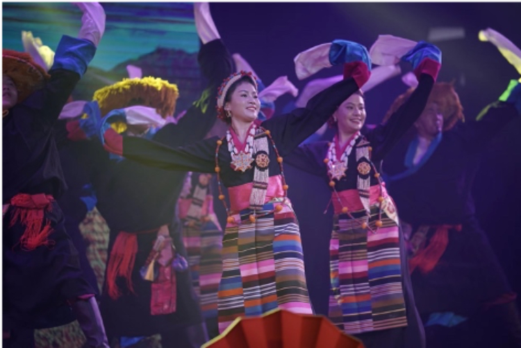 圖為2024“歡樂春節(jié)”中泰互致新春賀辭活動現(xiàn)場。 中國駐泰國大使館文化處供圖