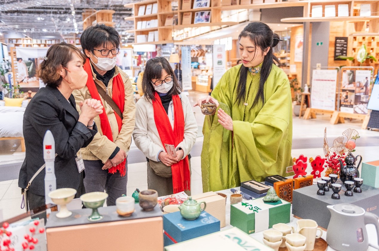 活動(dòng)現(xiàn)場。中國駐大阪旅游辦事處供圖