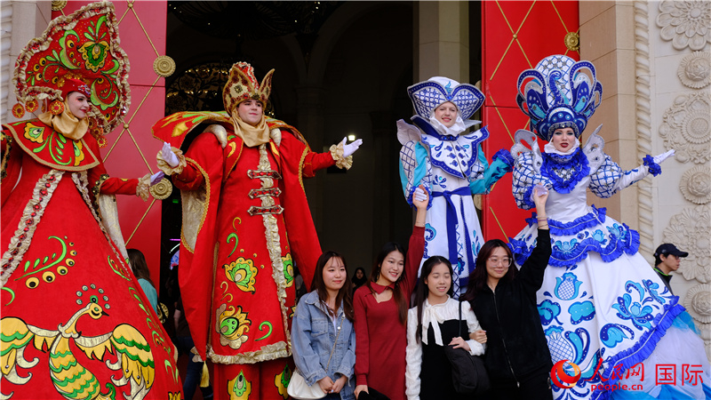 北京展覽館舉辦首屆俄羅斯“謝肉節(jié)”慶?；顒印Ｈ嗣窬W(wǎng) 褚夢琦攝