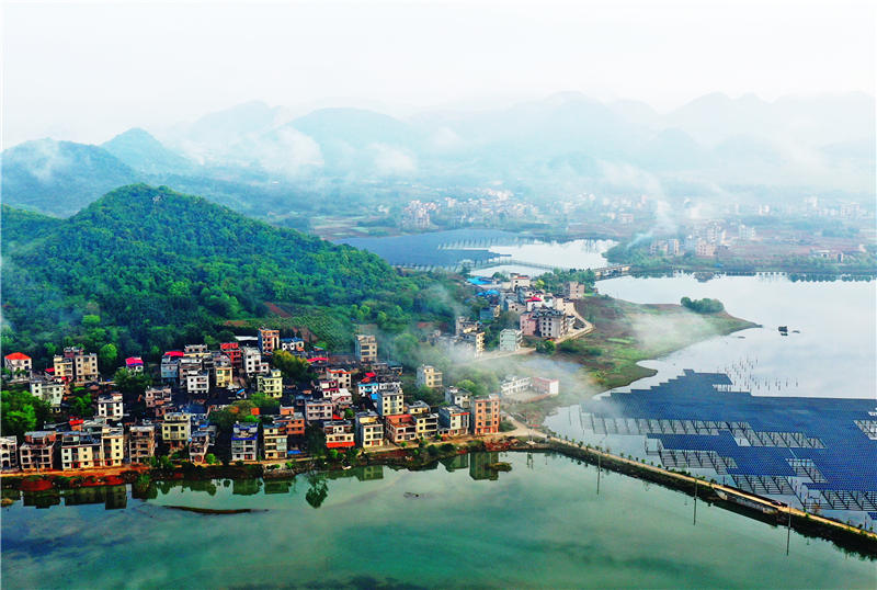 湖南省郴州市嘉禾縣千家洞水庫風(fēng)光。黃春濤攝