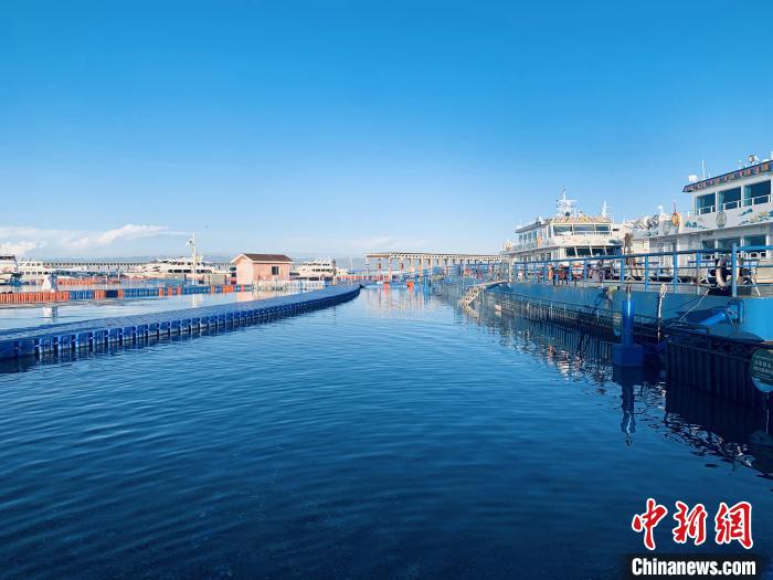 圖為青海湖一角。(資料圖) 張傲 攝