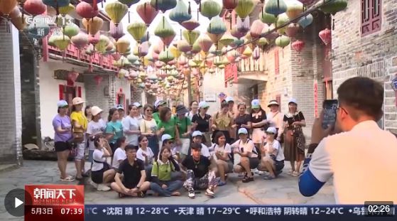 從特色小城到世界級商圈 這個“五一”很有“國際范”！