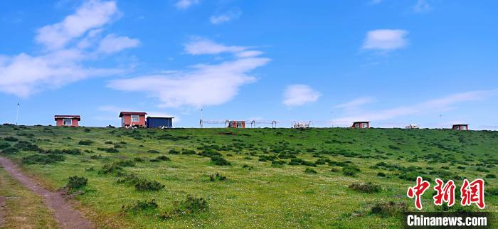 圖為地處同仁市加吾鄉(xiāng)東維村的農(nóng)家樂。　韓麗 攝