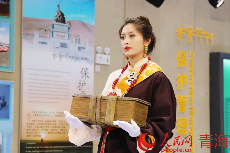 藏品展示。人民網(wǎng) 楊啟紅攝