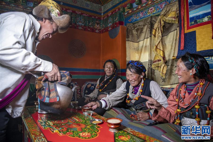 (新春走基層·圖文互動)(8)守土與鄉(xiāng)愁——走進珠峰腳下的村莊