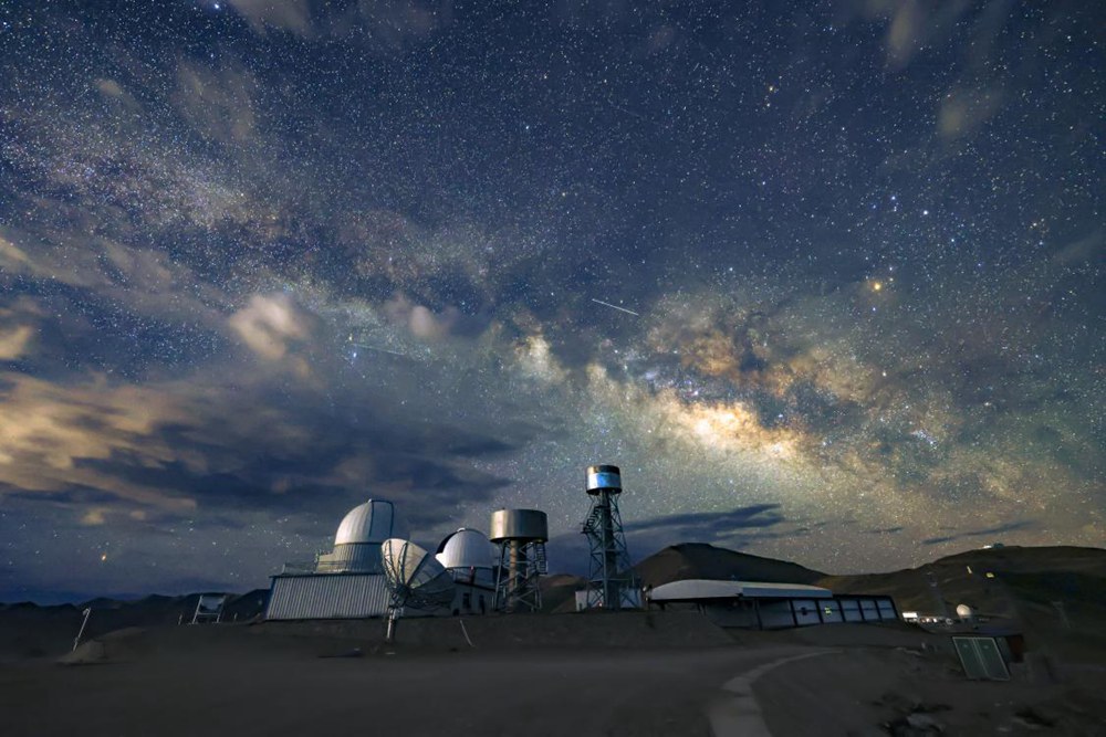 絕美暗夜星空。貢覺群培攝