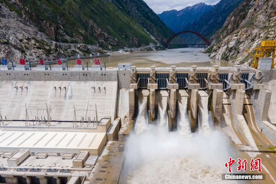 資料圖為2021年8月7日，西藏山南雅魯藏布江上的藏木水電站。（無人機畫面） <a target='_blank' href='/'><p  align=