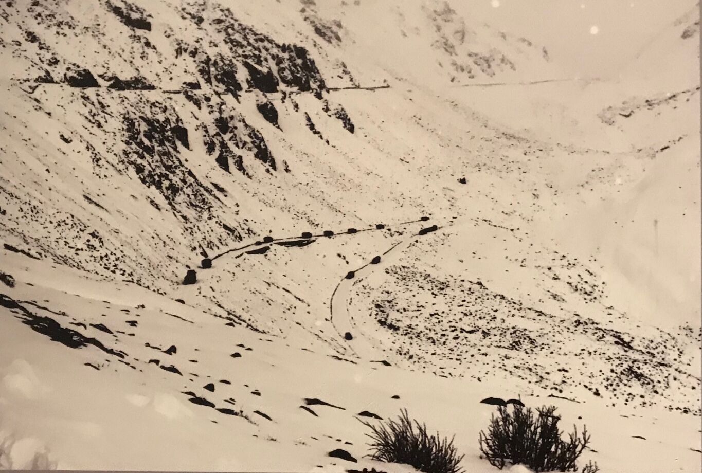 車過冰雪二郎山.jpg